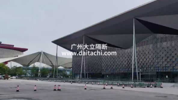 广州大立隔断-上海世博园电动折叠隔断项目